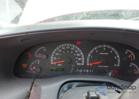 2002 Ford F-150 Lariat/Xlt from USA, damaged, VIN 1FTRW08L02KA85840